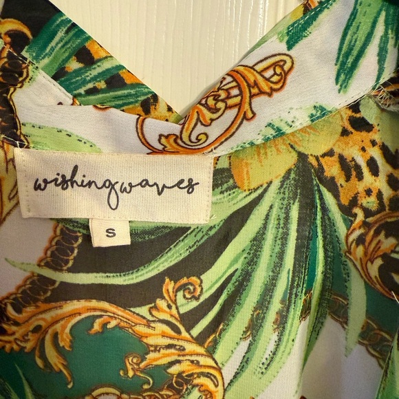 Wishing waves woman’s size small oversized top - Picture 4 of 7